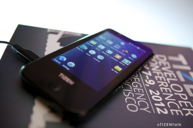 H Samsung Δεν Αφήνει Το Android Για Το Tizen OS