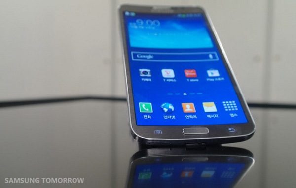 Samsung Galaxy Round (4)