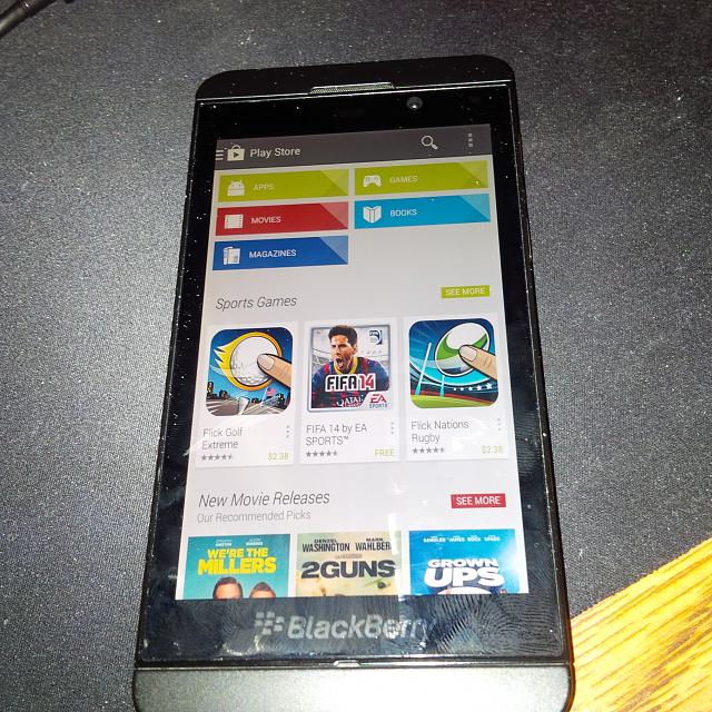 Google Play Store on BlackBerry 10.2.1 leak