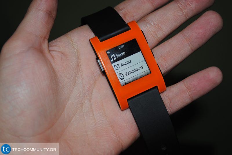 Pebble Smartwatch hands-on