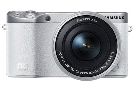 Samsung NX500: Νέα Mirrorless Με Flip-out Οθόνη, Retro Εμφάνιση Και 4K Βίντεο