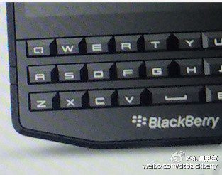 BlackBerry P’9984 Porsche Design leak