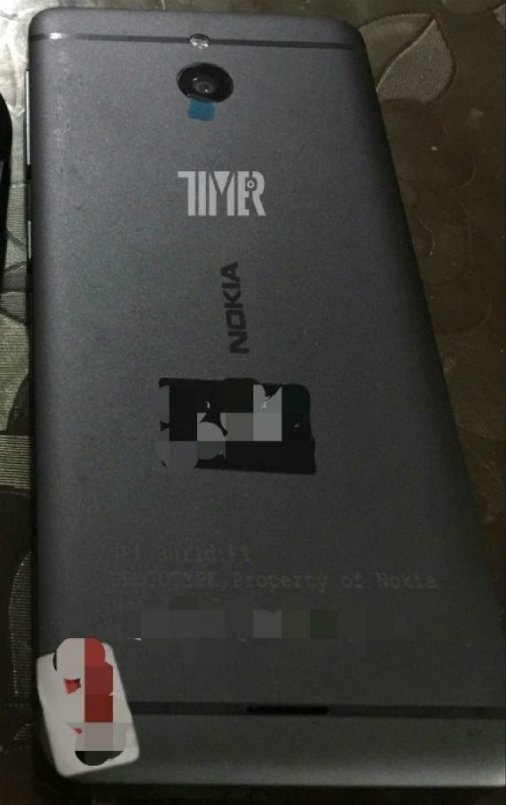 Διέρρευσαν φωτογραφίες των νέων κινητών της Nokia