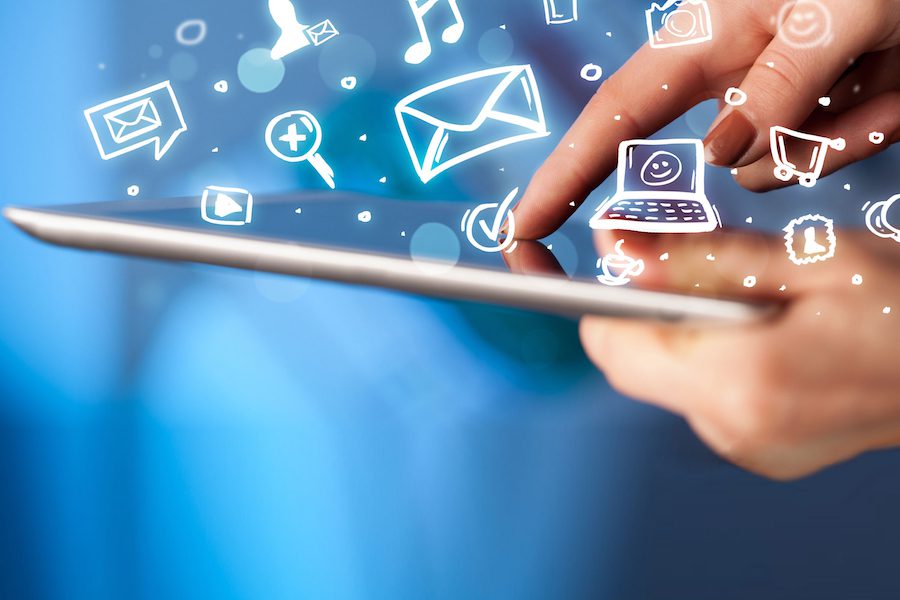 Το Διαδίκτυο μπορεί να γίνει πηγή οικογενειακών συγκρούσεων και αποξένωσης